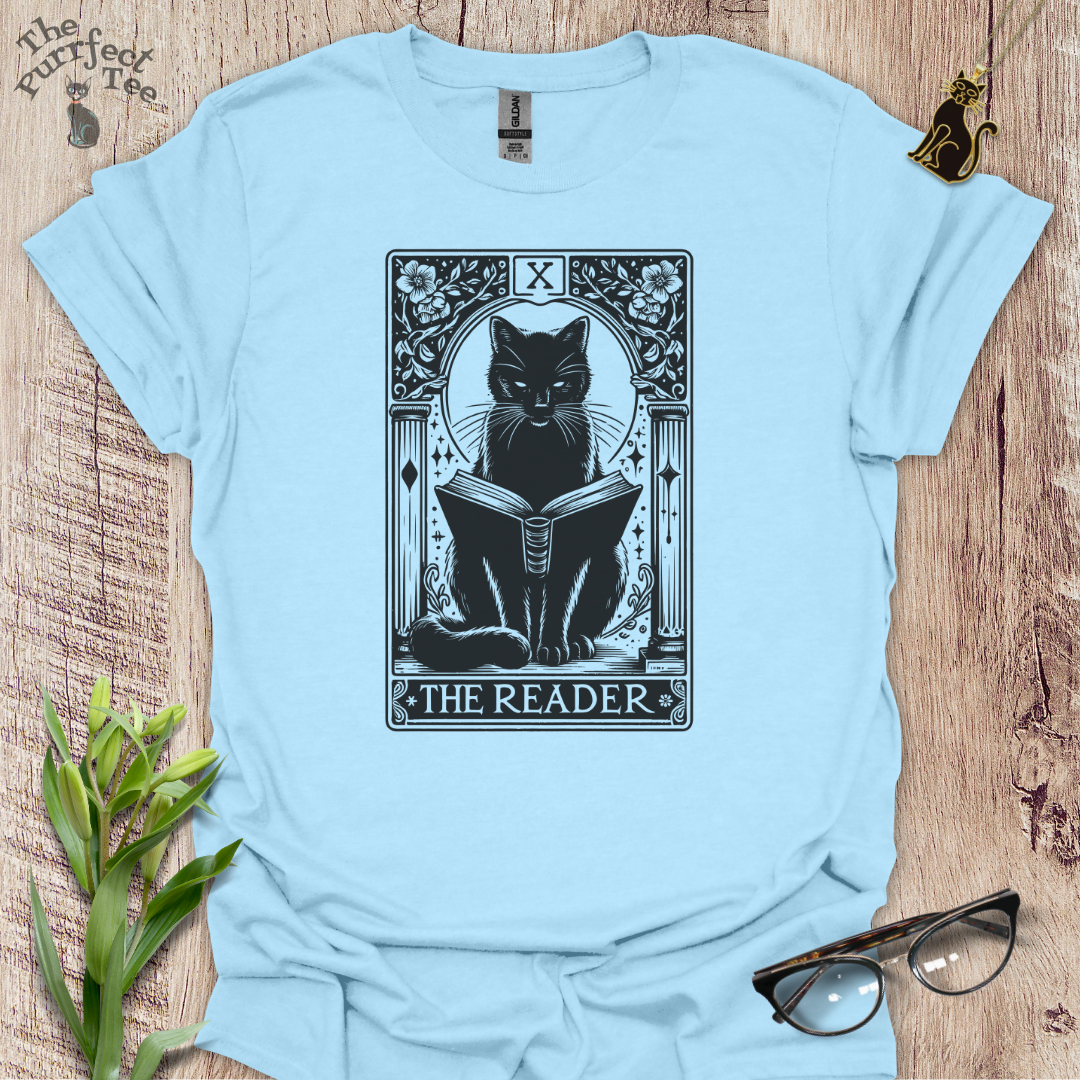 Tarot card reader cat t-shirt