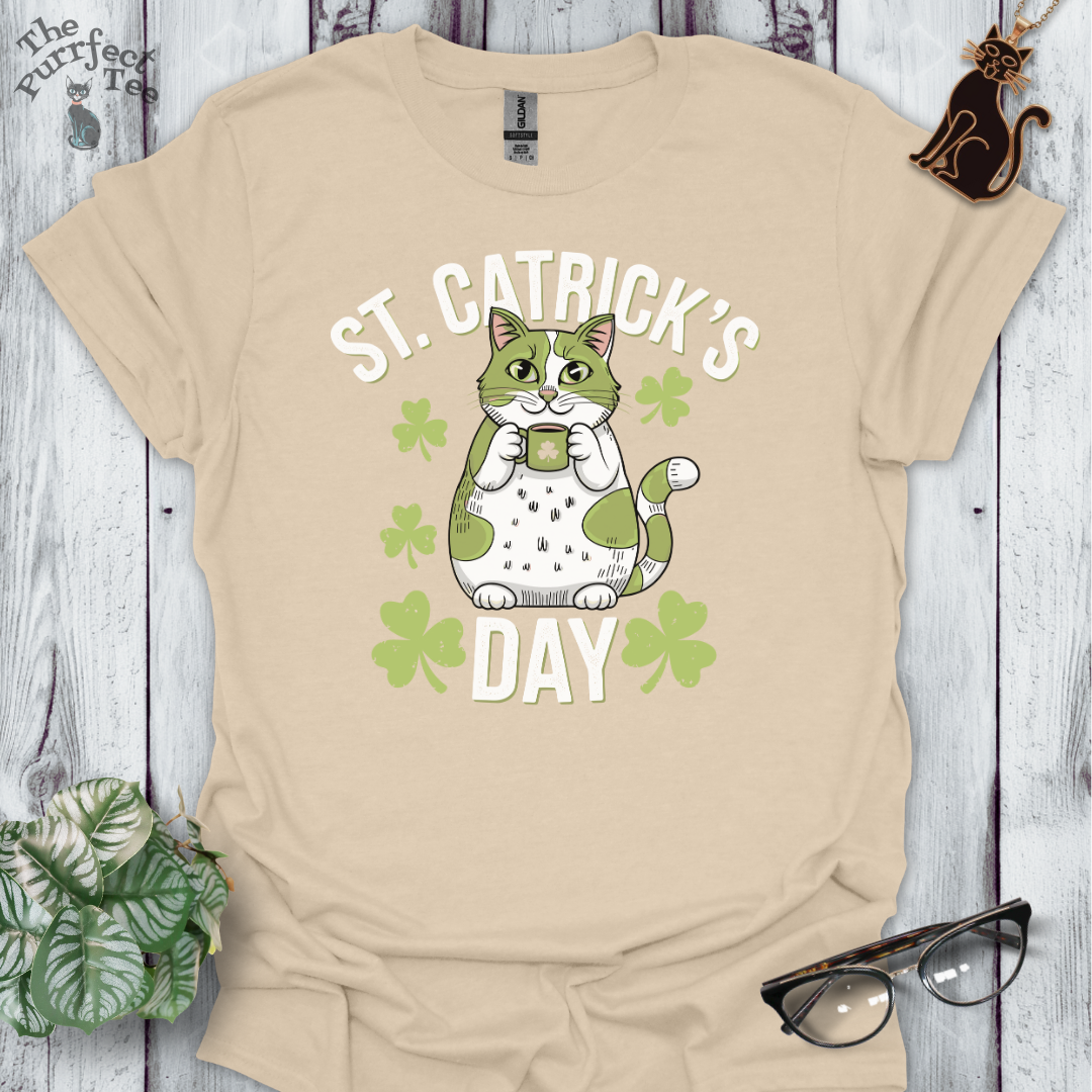 St Catrick's Day with mug cat t-shirt