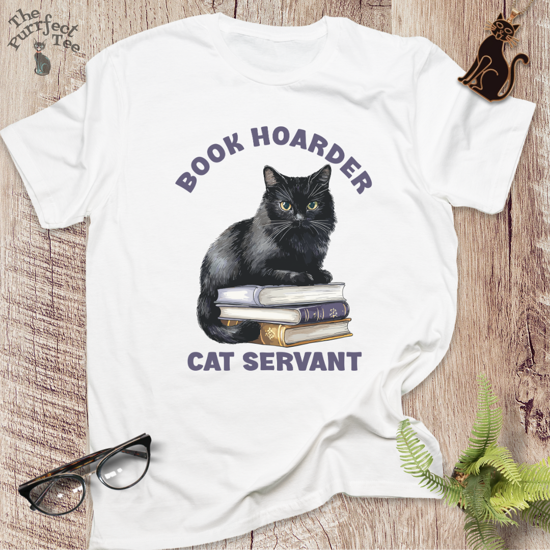 Book hoarder cat servant cat t-shirt